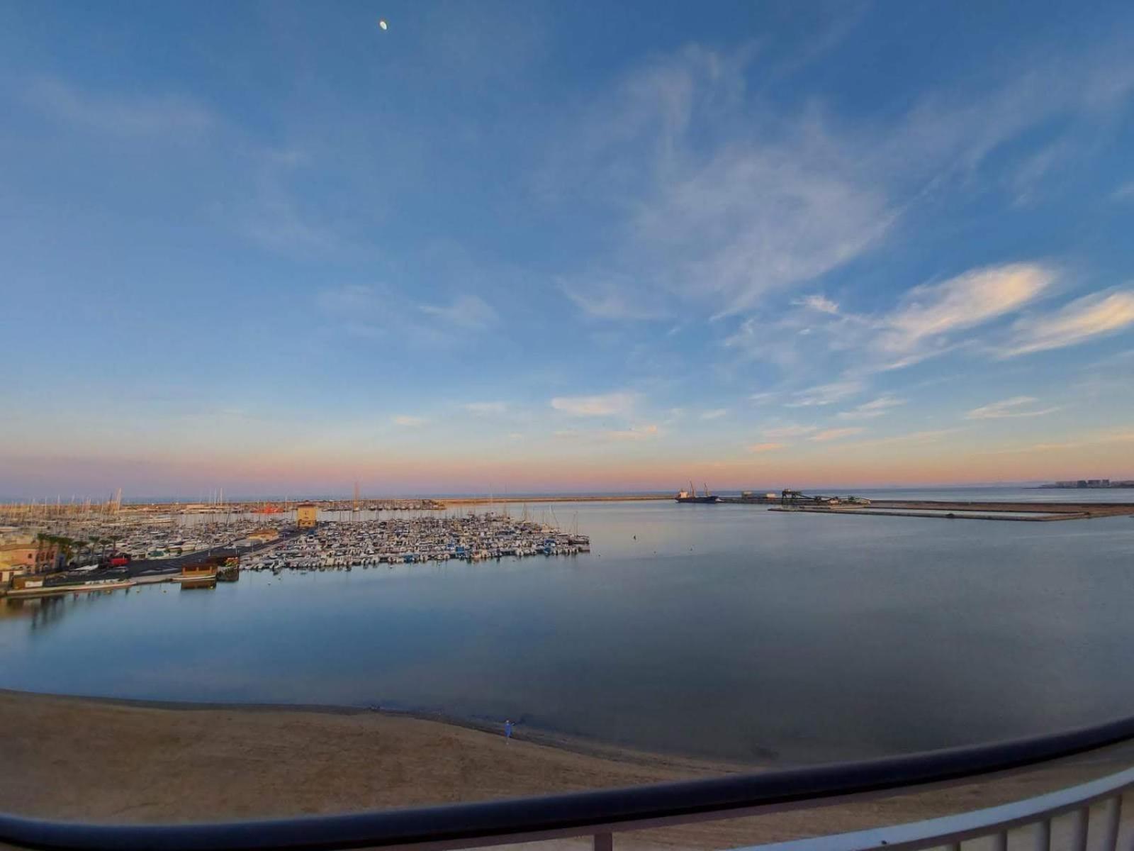 Marina Breeze Lägenhet Torrevieja Exteriör bild